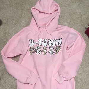 B-TOWN Pink Graphic Hoodie Sweater